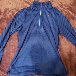 Nike light weight pullover